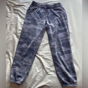 🦋3 for $10🦋 Wild Fable Camouflage Joggers
